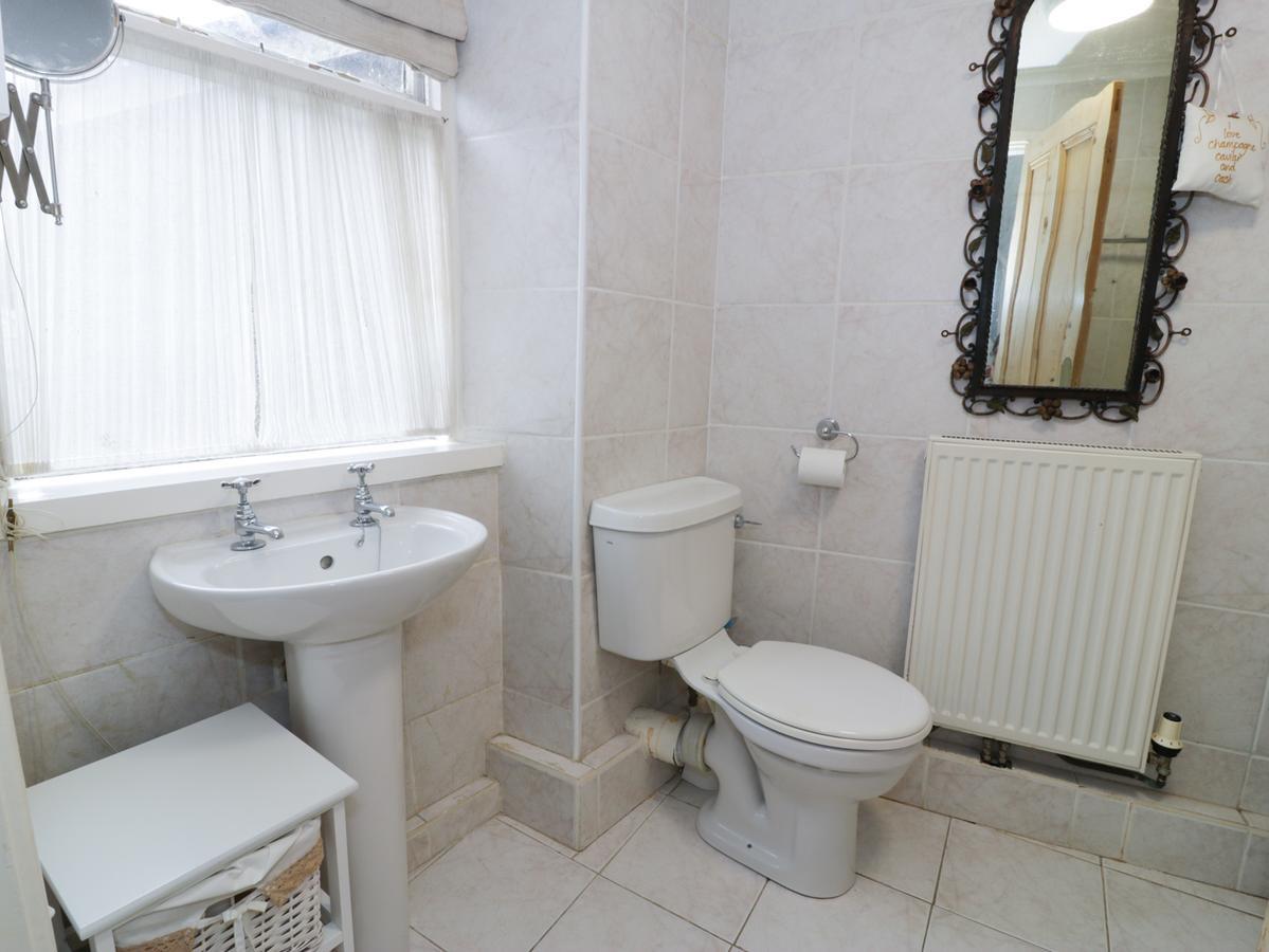 19A Kingshead Street Villa Pwllheli Exterior foto